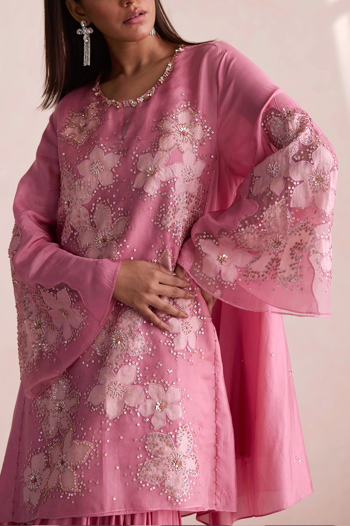ONT 383 - SET - ROSE