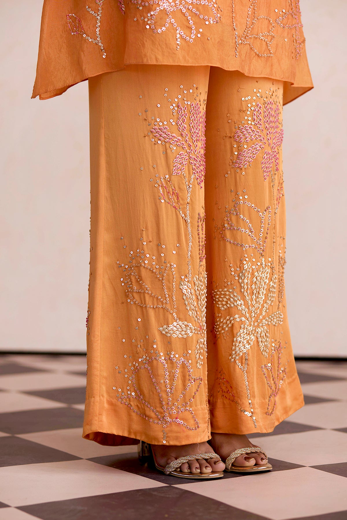 ONT 382 - SET - APRICOT