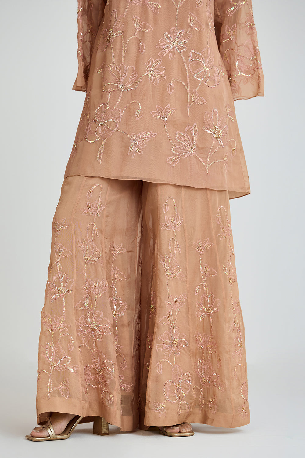ONT 489 SET - GOLD