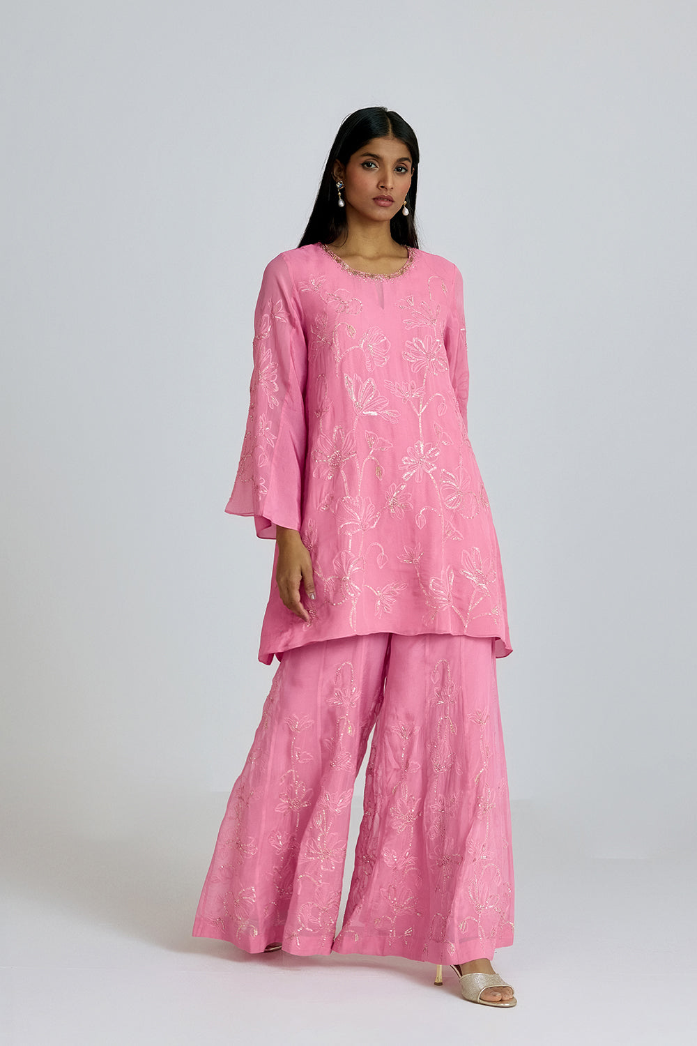 Wildflower 25 – OneNotTwo