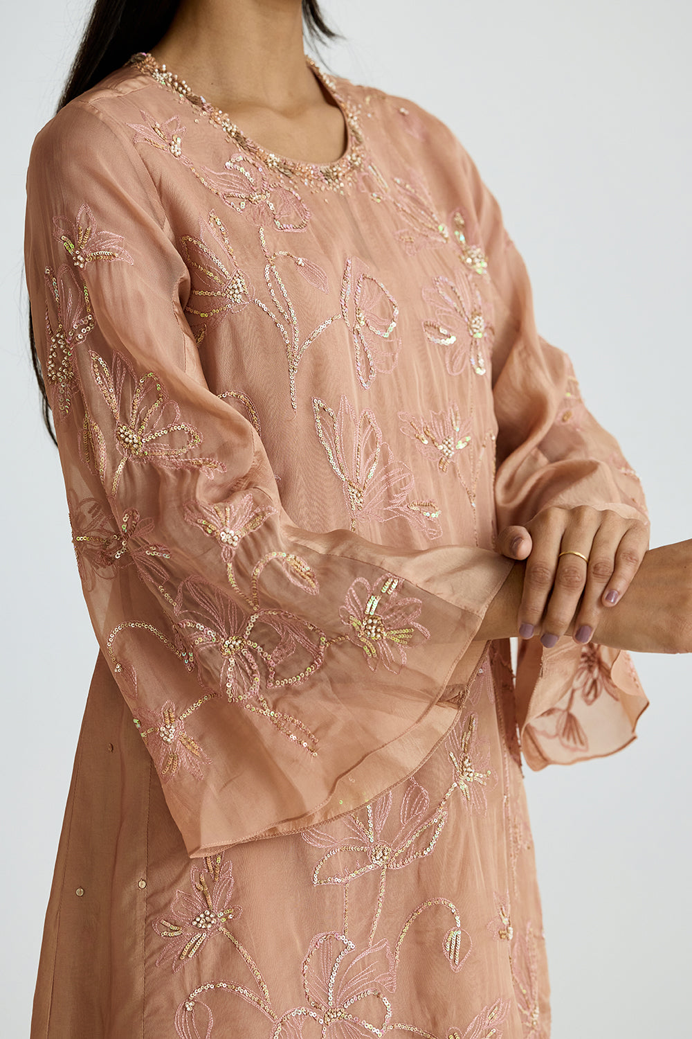 ONT 489 SET - GOLD